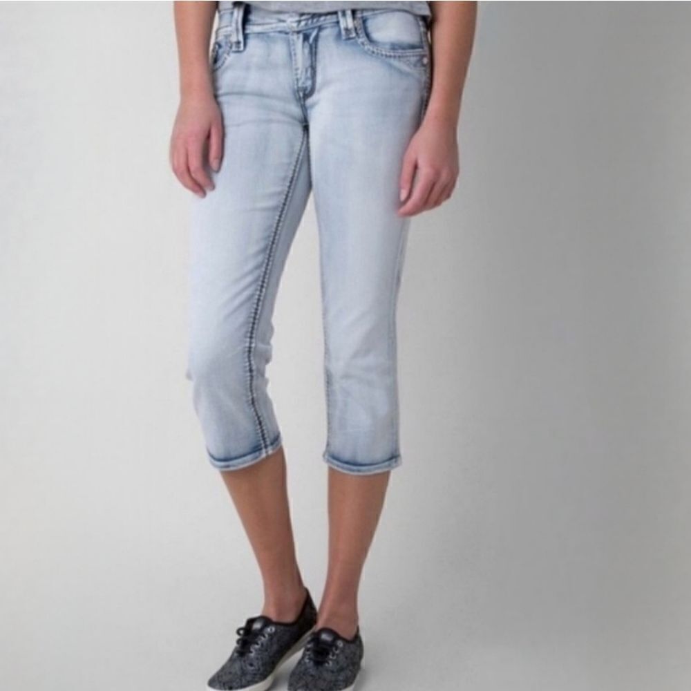 Rock Revival Nadja Easy Crop Denim Jeans